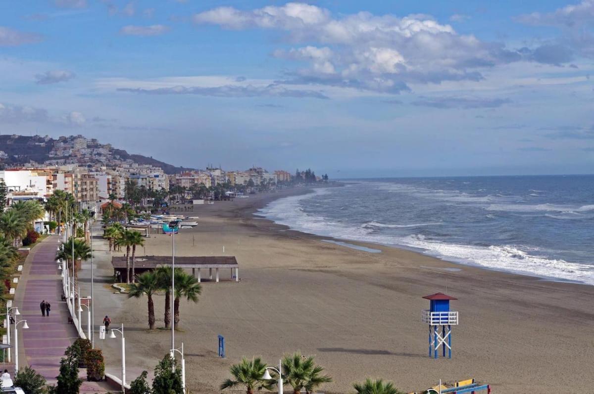 La Plumaria de Málaga Apartamento La Cala Del Moral Exterior foto